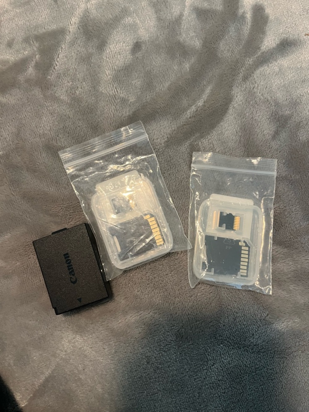 Canon EOS Rebel T7 DSLR Camera Kit - Black & White Box - Picture 5 of 11